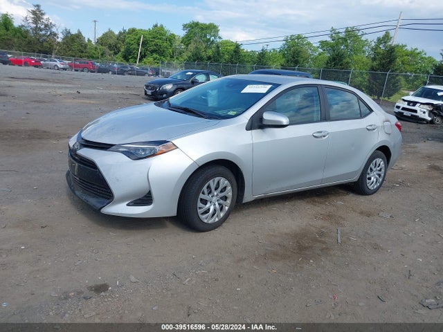 Toyota COROLLA LE 2019 5YFBURHE6KP937770 Image 2