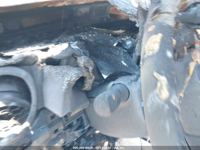 Toyota Rav4 Limited 2018 JTMDFREV8JD245549 Image 7