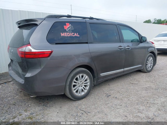 Toyota Sienna Xle 8 Passenger 2016 5TDYK3DC4GS766159 Image 4