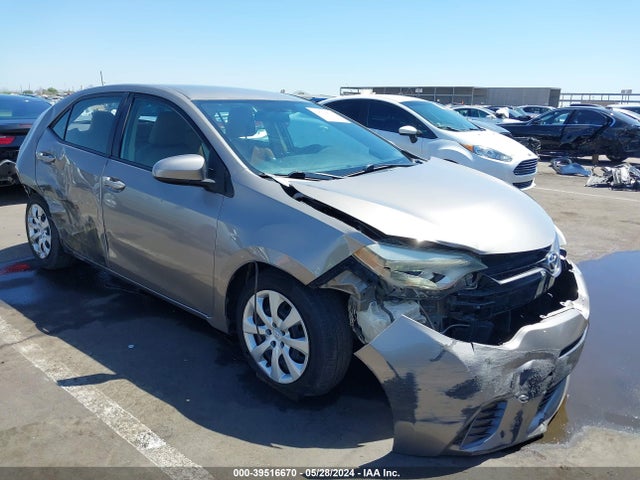 Toyota COROLLA LE 2015 5YFBURHE7FP311750 главное изображение