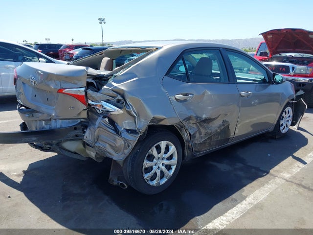 Toyota COROLLA LE 2015 5YFBURHE7FP311750 Image 4