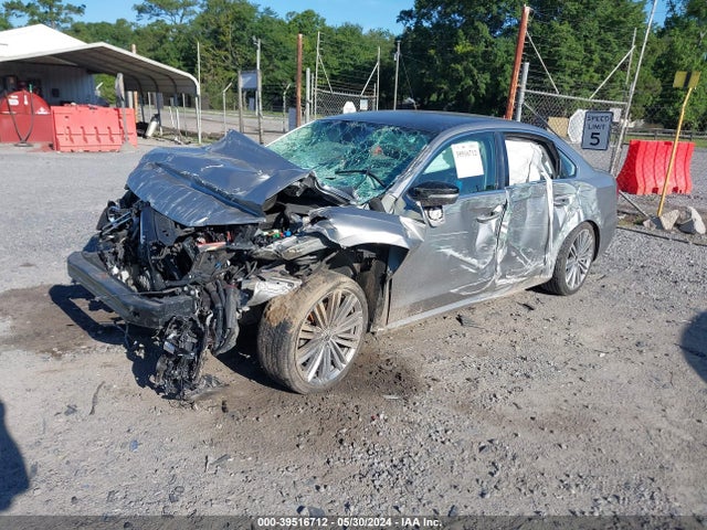 1VWBT7A33EC093181 Volkswagen Passat 1.8t Sport