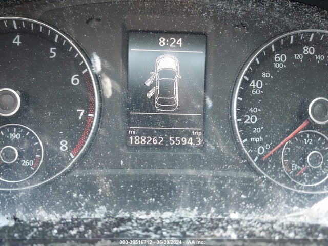 1VWBT7A33EC093181 Volkswagen Passat 1.8t Sport