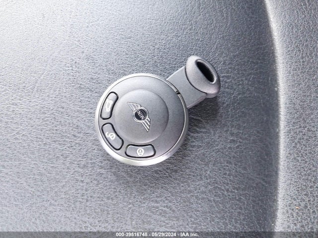 2009 MINI COOPER WMWMR33559TU95420 Photo 10