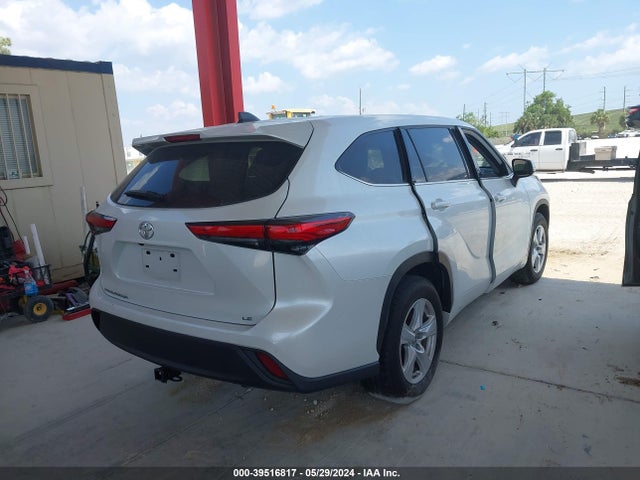 Toyota Highlander Le 2022 5TDZZRAH3NS555924 Image 4