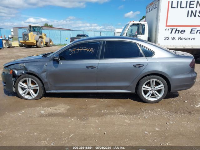 1VWAT7A35EC074367 Volkswagen Passat 1.8t Wolfsburg Edition