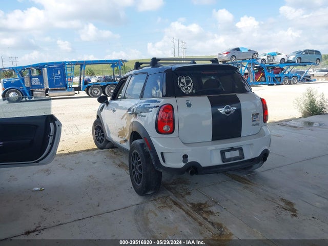 2011 MINI COOPER S COUNTRYMAN WMWZC3C51BWL78767 Photo 2