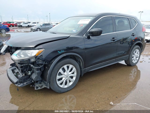 Nissan ROGUE S 2017 KNMAT2MT4HP526274 Image 2
