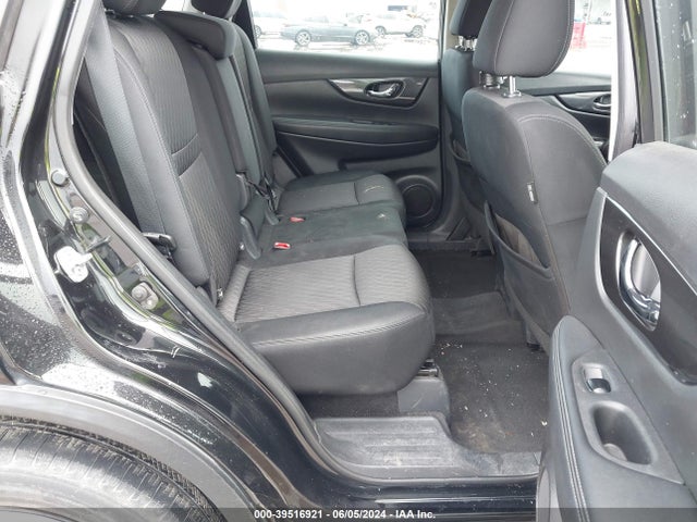 Nissan ROGUE S 2017 KNMAT2MT4HP526274 Image 8