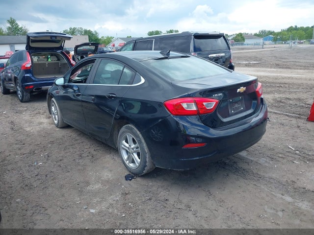 Chevrolet Cruze Lt Auto 2018 1G1BE5SM1J7221616 Image 3