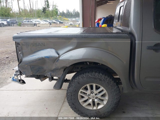 Nissan Frontier Sv 2017 1N6DD0EV8HN776432 Image 6
