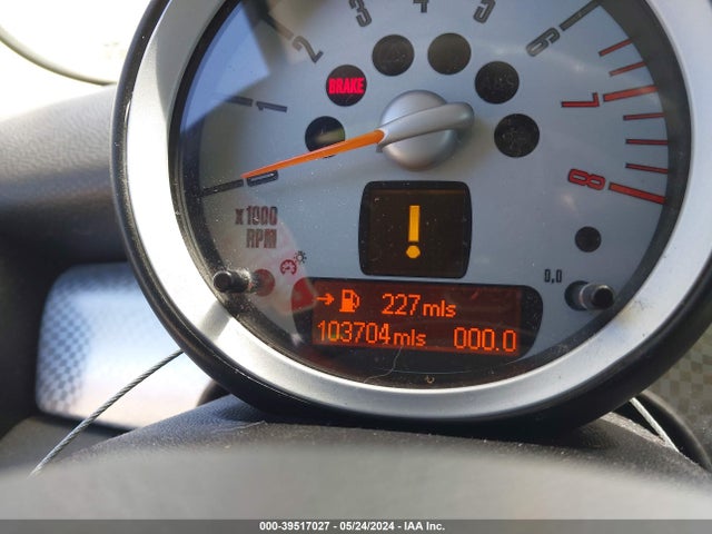 2007 MINI COOPER S WMWMF735X7TT83595 Photo 6