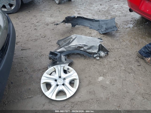 Toyota RAV4 LE 2015 2T3BFREV4FW274984 Image 12