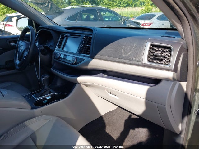 Toyota Highlander Xle V6 2015 5TDKKRFH2FS065703 Image 5