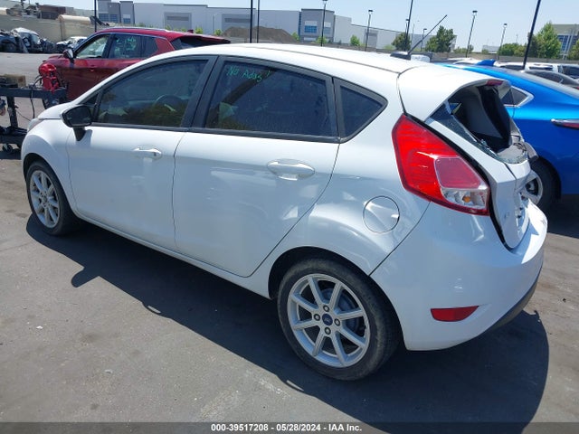 Ford FIESTA SE 2019 3FADP4EJ4KM133825 Image 3