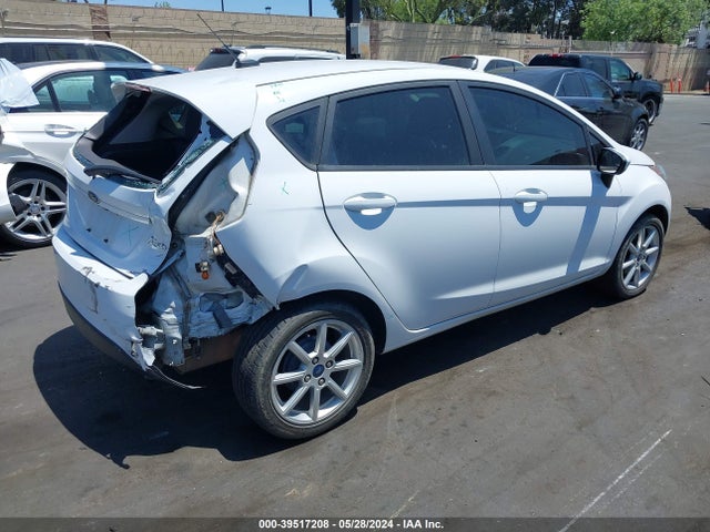 Ford FIESTA SE 2019 3FADP4EJ4KM133825 Image 4