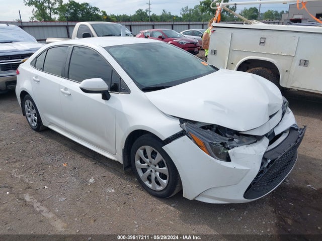 Toyota COROLLA LE 2022 5YFEPMAE5NP319183 головне зображення