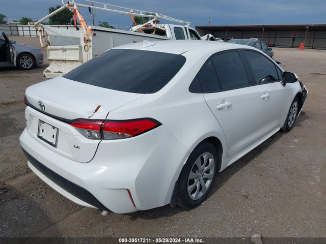 Toyota COROLLA LE 2022 5YFEPMAE5NP319183 Image 4