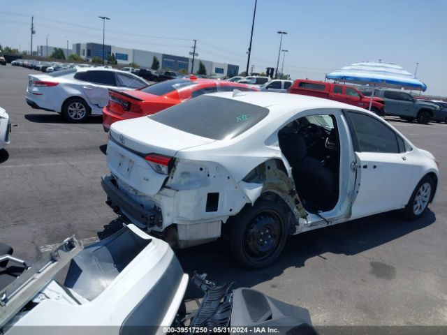 5YFEPMAE7MP174114 Toyota COROLLA LE