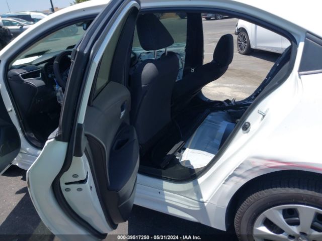 5YFEPMAE7MP174114 Toyota COROLLA LE