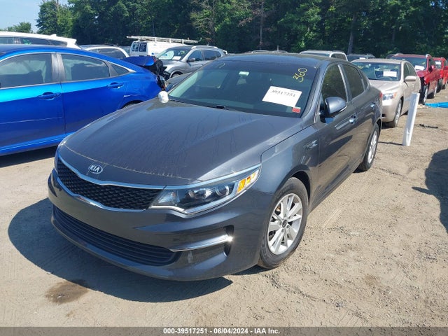 KIA Optima Lx 2017 5XXGT4L30HG171652 Image 2