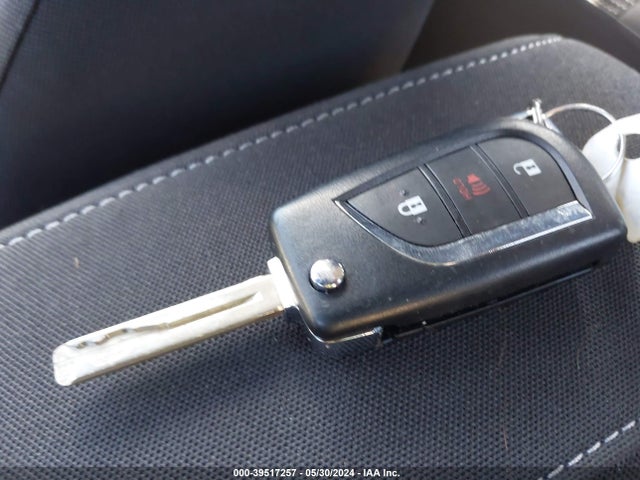 Toyota COROLLA IM 2017 JTNKARJE6HJ547330 Image 11