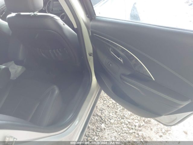 1G4GB5GRXFF232035 Buick Lacrosse Leather