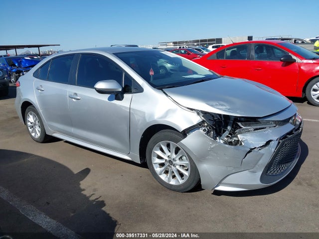Toyota COROLLA LE 2021 JTDVPMAE0MJ138334 Image 1