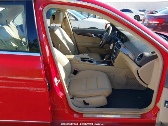 WDDGF4HB1ER311357 Mercedes-Benz C 250 Luxury/sport