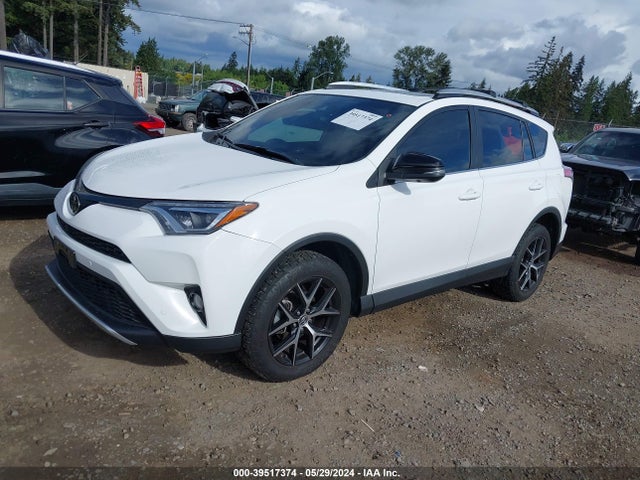 Toyota RAV4 SE 2016 2T3JFREV6GW531740 Image 2