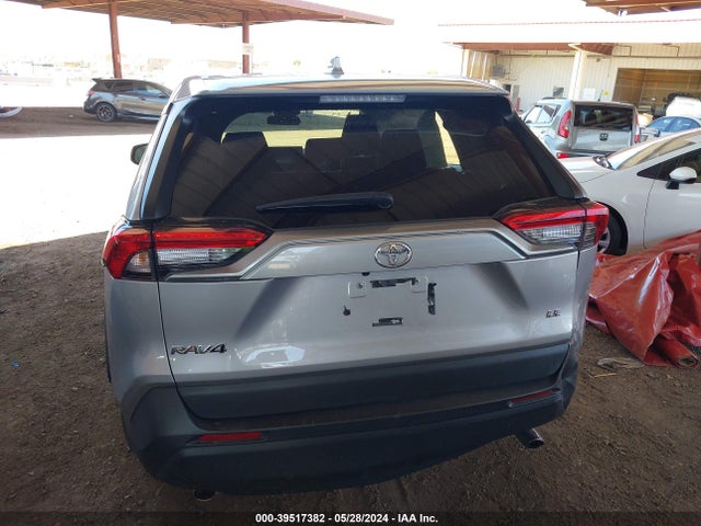 Toyota RAV4 LE 2022 2T3H1RFV8NC177536 Image 16