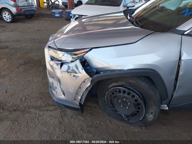 Toyota RAV4 LE 2022 2T3H1RFV8NC177536 Image 6