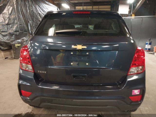 3GNCJKSB1JL405283 Chevrolet TRAX LS