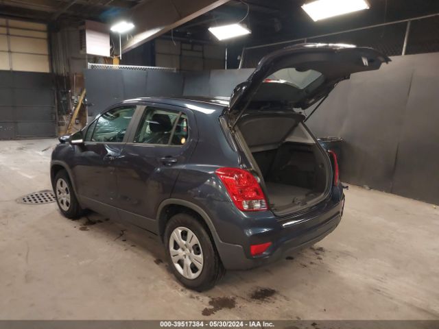 3GNCJKSB1JL405283 Chevrolet TRAX LS