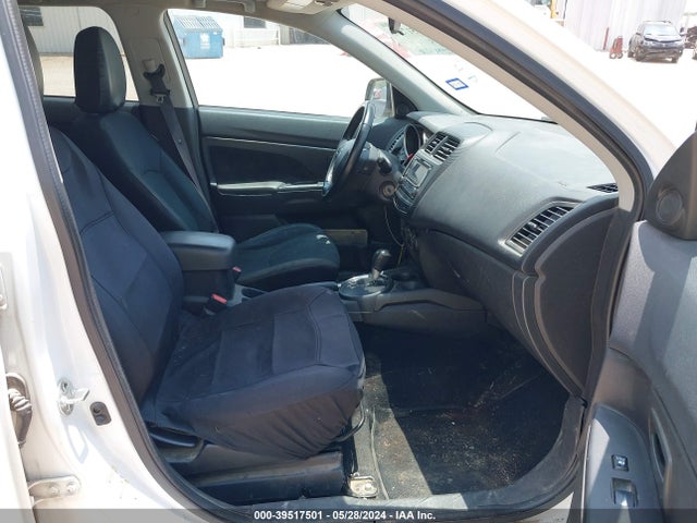 4A4AP3AU2FE004364 Mitsubishi Outlander Sport Es