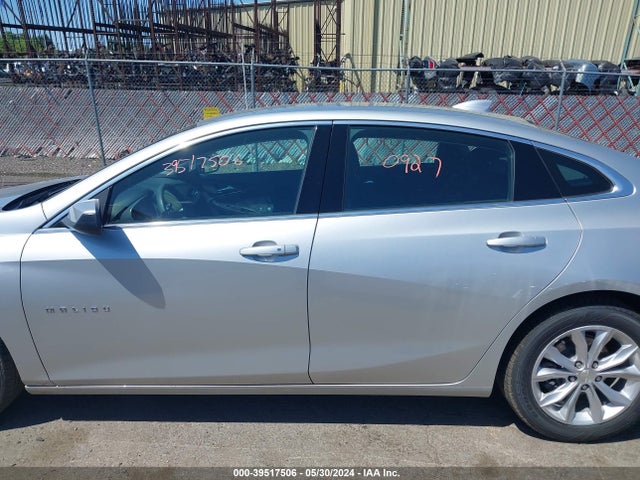 Chevrolet MALIBU LT 2019 1G1ZD5ST9KF180927 Image 14