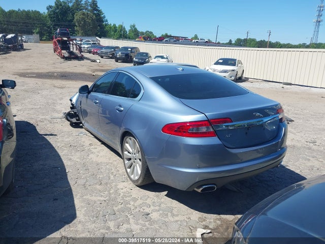 2009 JAGUAR XF SAJWA06B39HR01699 Photo 2