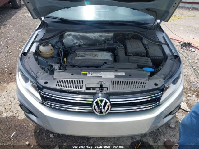WVGAV7AX1FW616110 Volkswagen TIGUAN SE