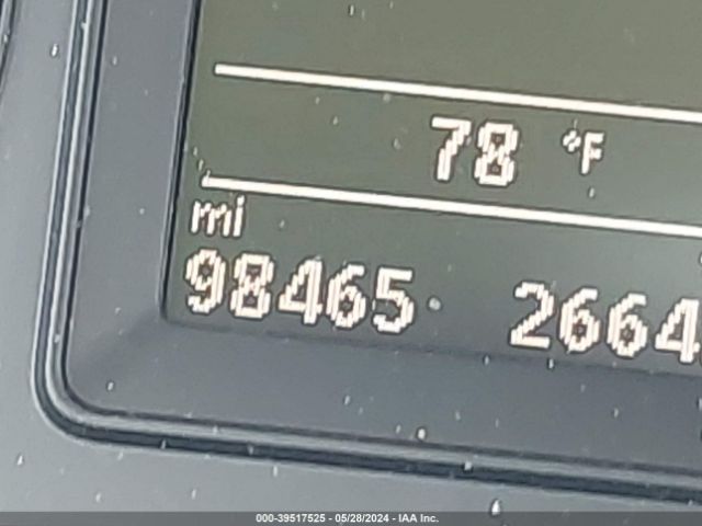 WVGAV7AX1FW616110 Volkswagen TIGUAN SE