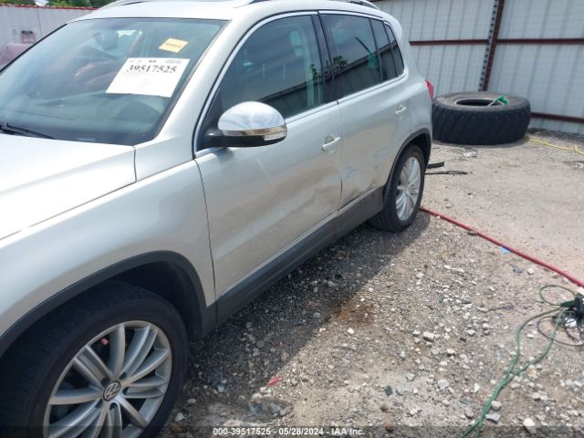 WVGAV7AX1FW616110 Volkswagen TIGUAN SE