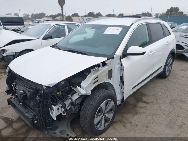 KIA NIRO LX 2022 KNDCB3LC8N5539796 Image 2