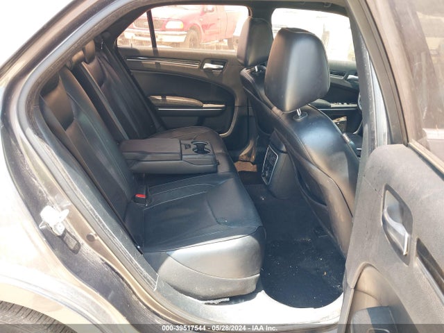 Chrysler 300c Awd 2014 2C3CCAKG8EH216707 Image 8