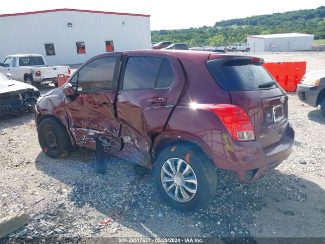 3GNCJKSB4HL268110 Chevrolet TRAX LS