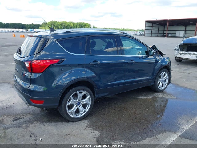 Ford Escape Titanium 2019 1FMCU9J93KUB64837 Image 4