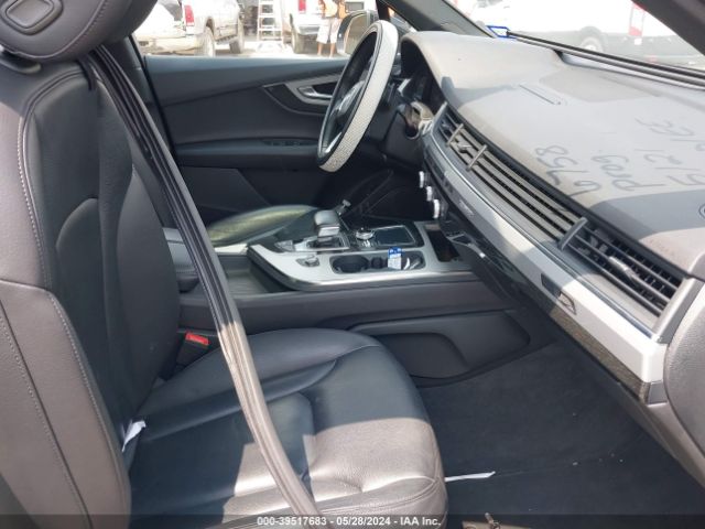 WA1LHAF77KD019408 Audi Q7 45 Premium/45 Se Premium