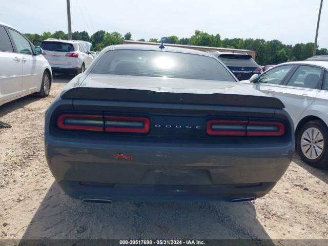 2C3CDZAG0JH311432 Dodge Challenger Sxt Plus