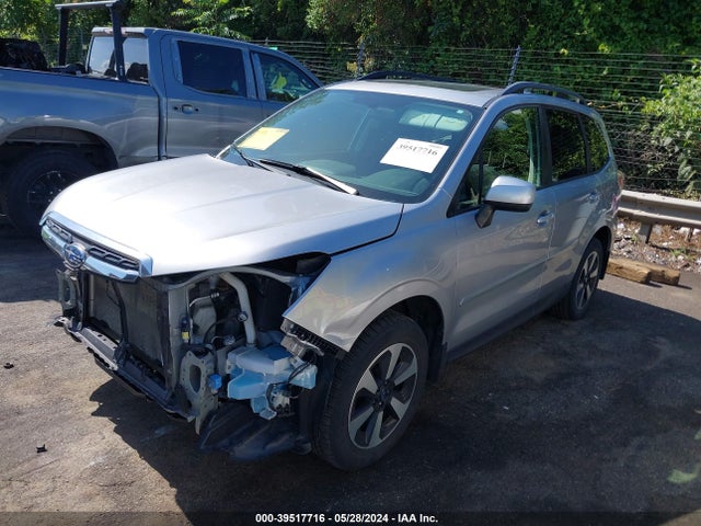 Subaru Forester 2.5i Premium 2017 JF2SJAEC2HH408206 Image 2