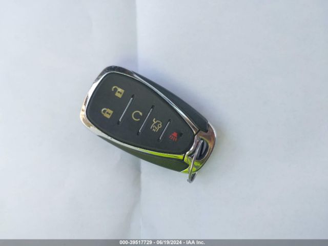 1G1ZD5STXJF229048 Chevrolet MALIBU LT