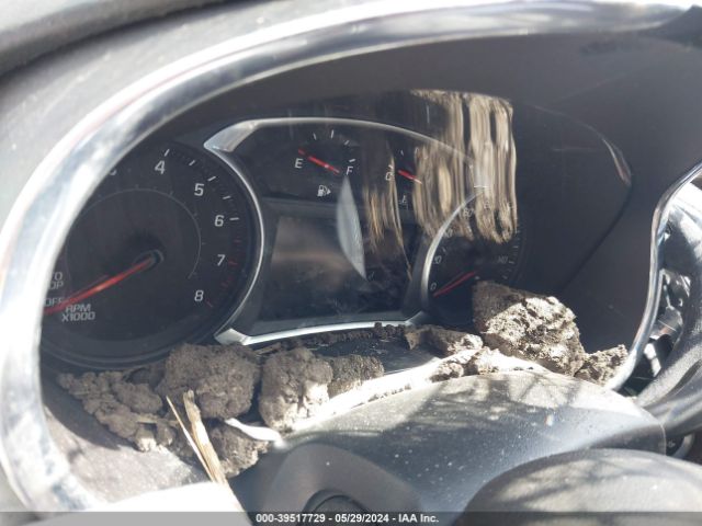 1G1ZD5STXJF229048 Chevrolet MALIBU LT