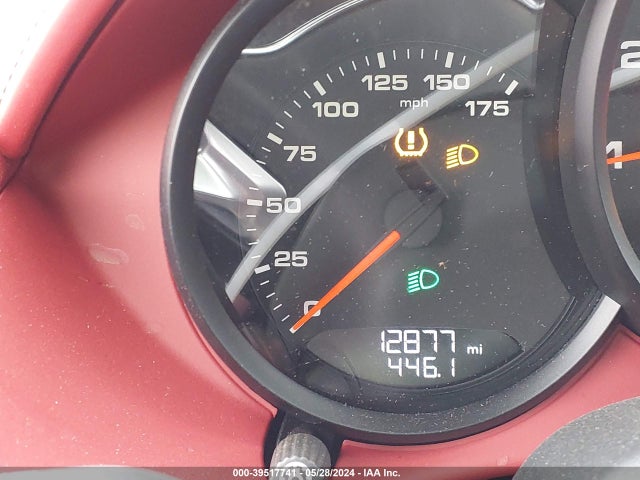 Porsche 718 Boxster T 2022 WP0CA2A84NS205634 Image 15